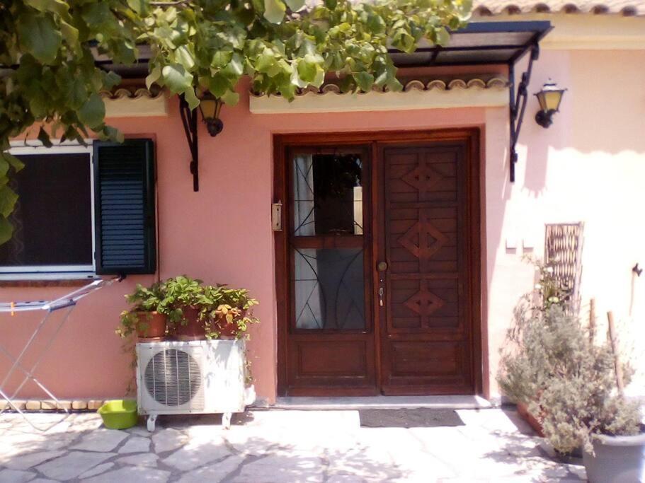 56S.M Comftorable Studio,Airport Area Anemomylos Exterior foto